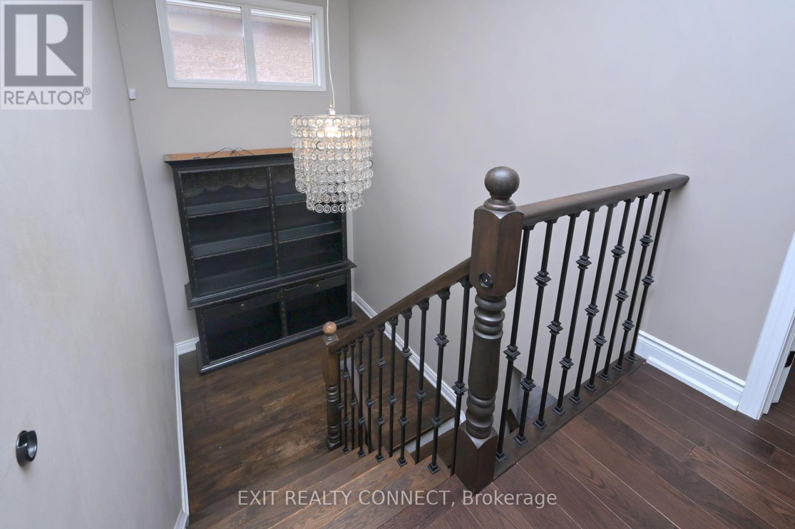 835 CHAMBERS PLACE - 28