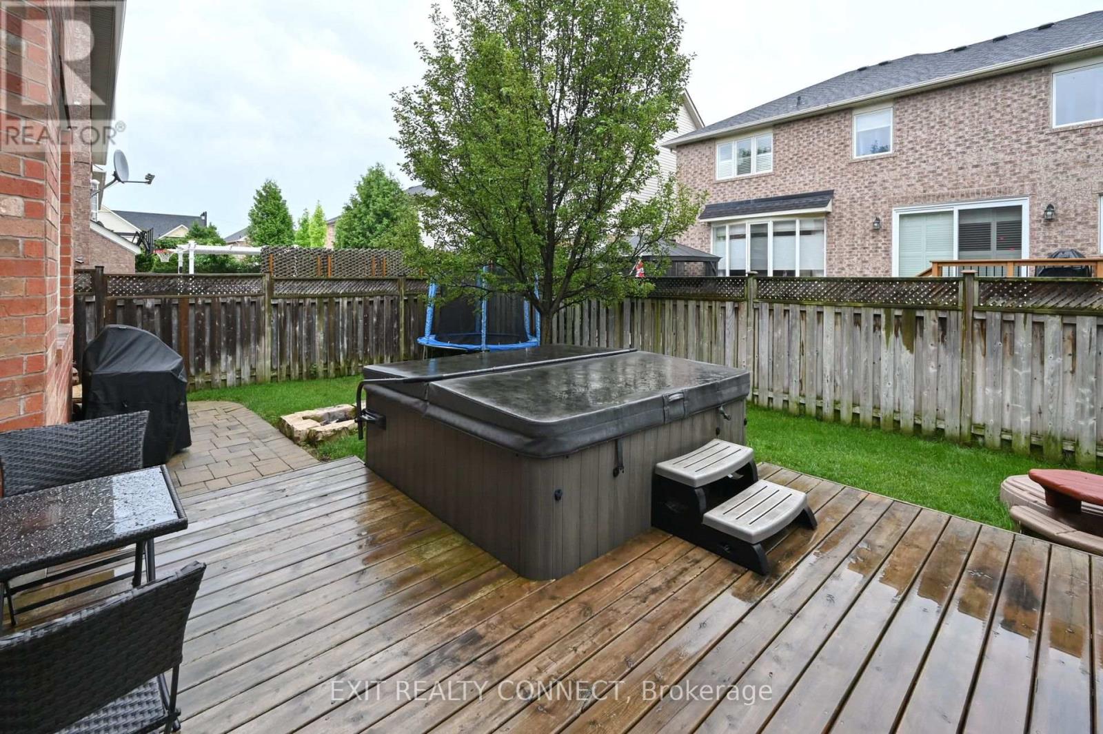 835 CHAMBERS PLACE - 33