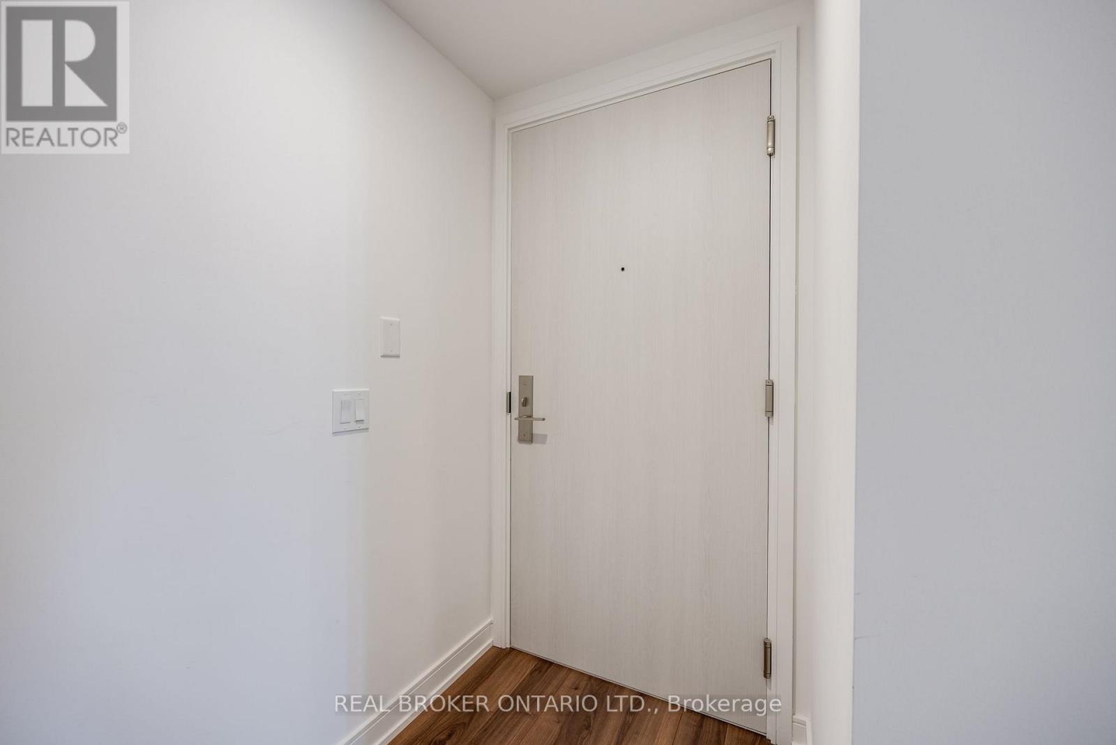 Suite Entrance