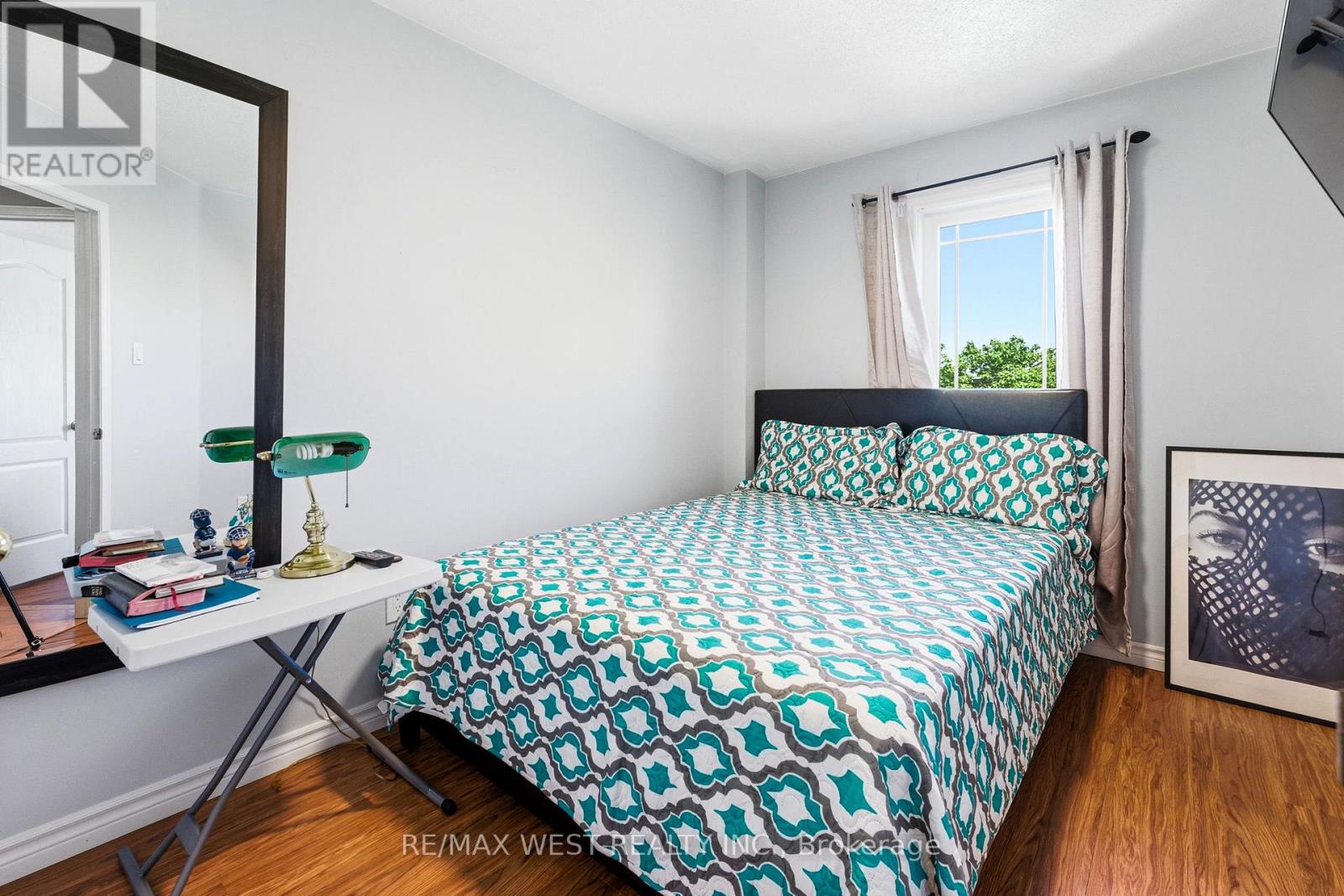 18 NEEDLEWOOD LANE - 15