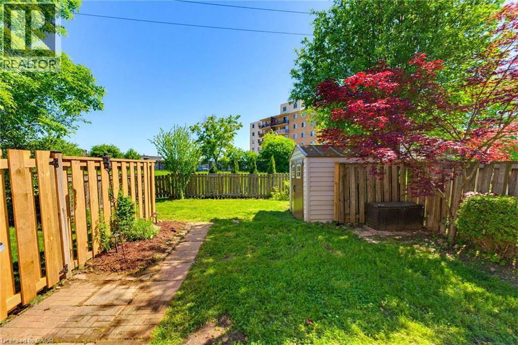#7 161 BERKINDALE Drive - 26