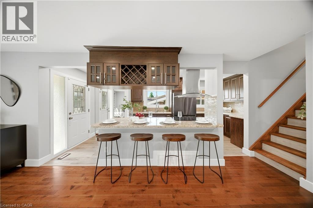 270 ROYWOOD Drive - 11