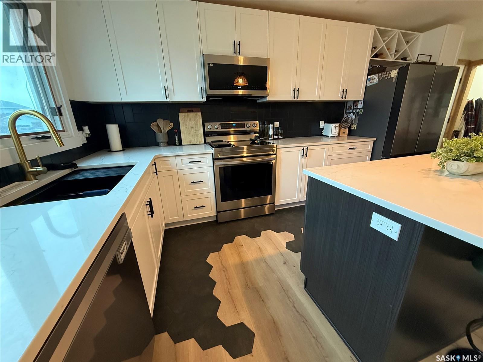 409 Brooks ROAD - 8