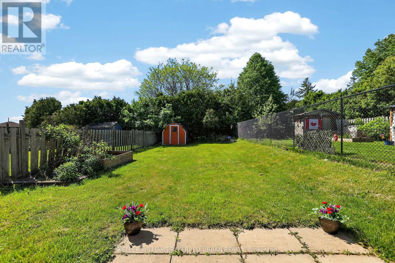 423 BRITANNIA AVENUE - 40