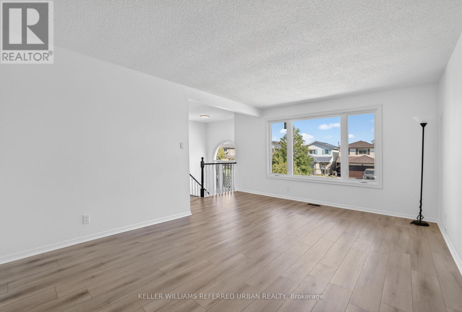 423 BRITANNIA AVENUE - 8