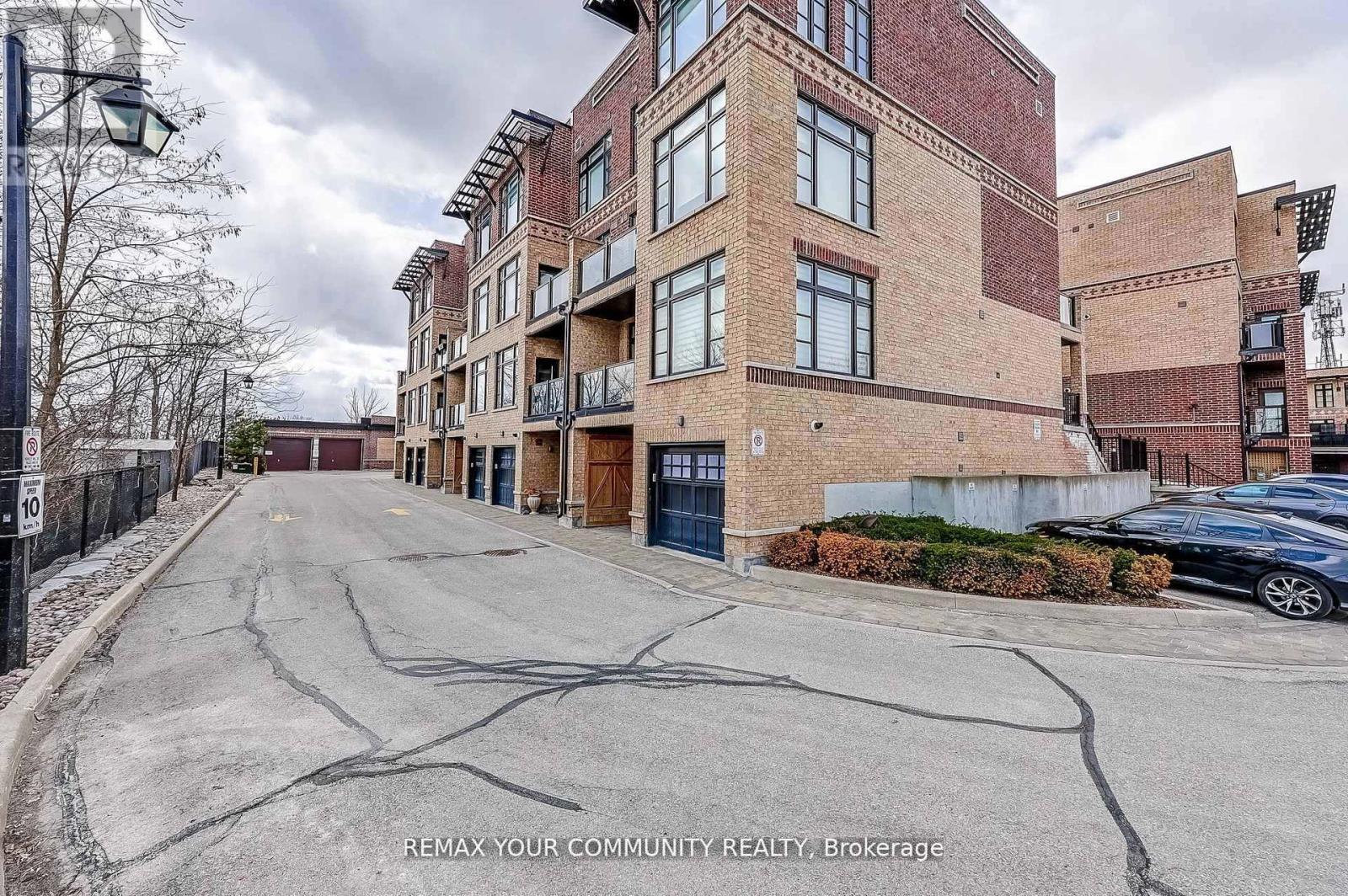 #29 8169 KIPLING AVENUE - 19