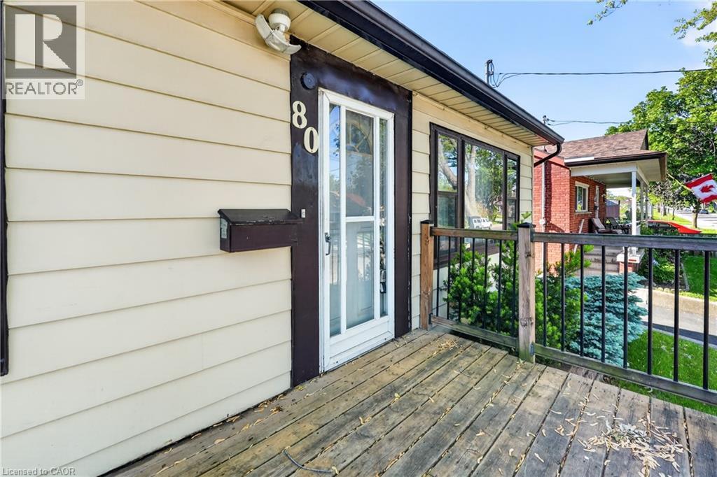 80 WALTER Avenue N - Image 2