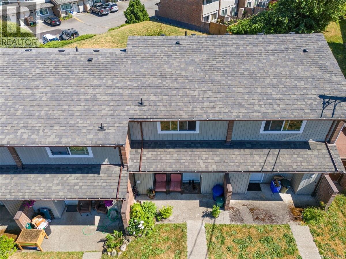 #11 285 Harewood Rd - 31