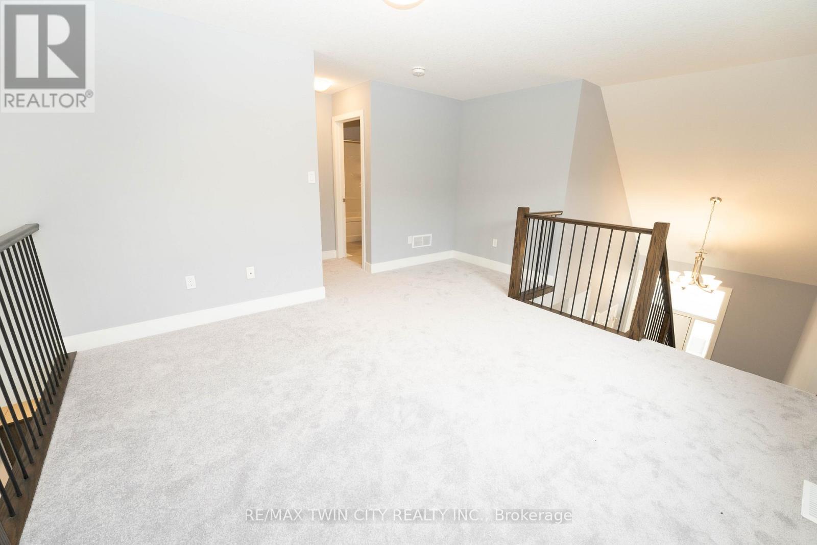 2084 EVANS BOULEVARD - 10
