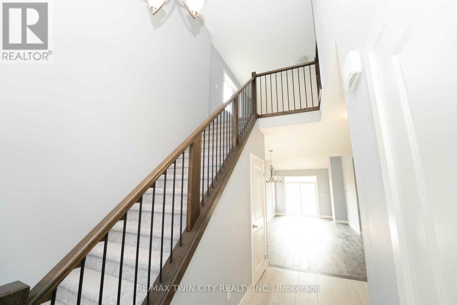 2084 EVANS BOULEVARD - 15