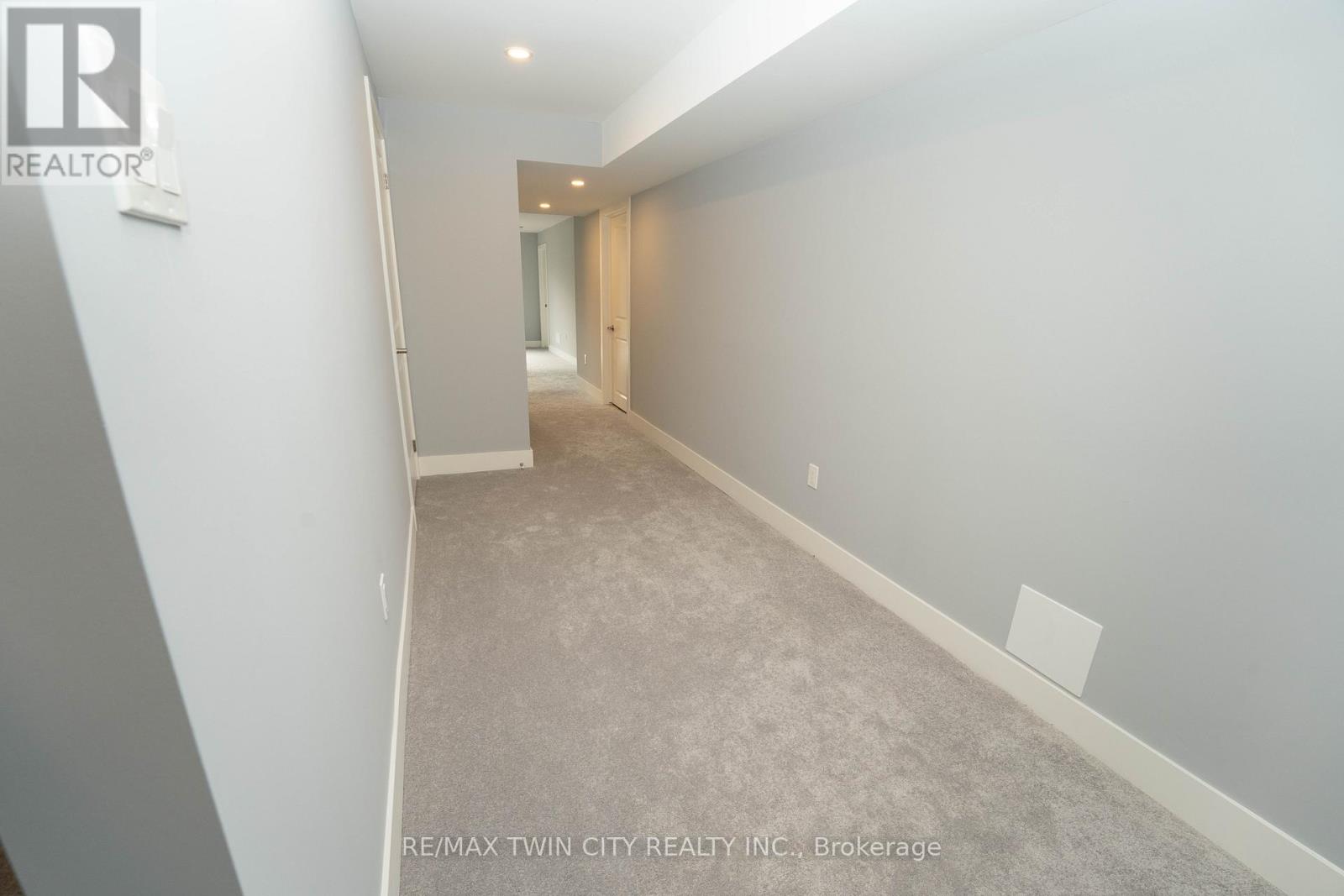 2084 EVANS BOULEVARD - 8