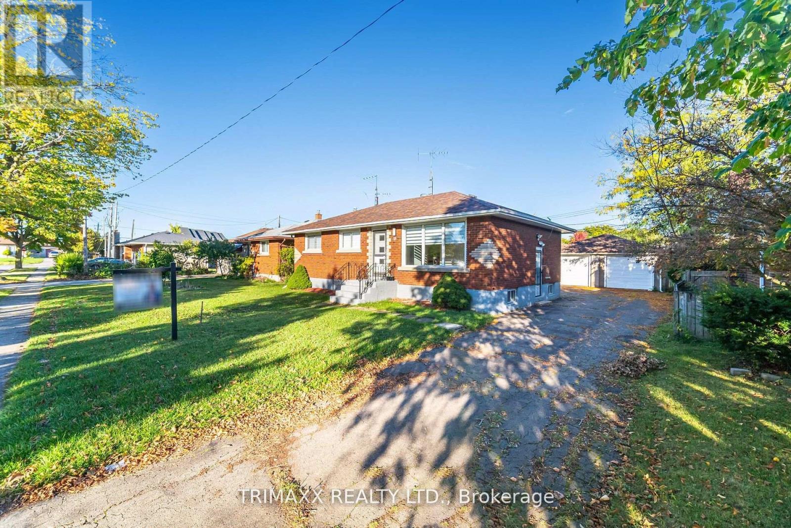 60 PARKDALE DRIVE - Image 2