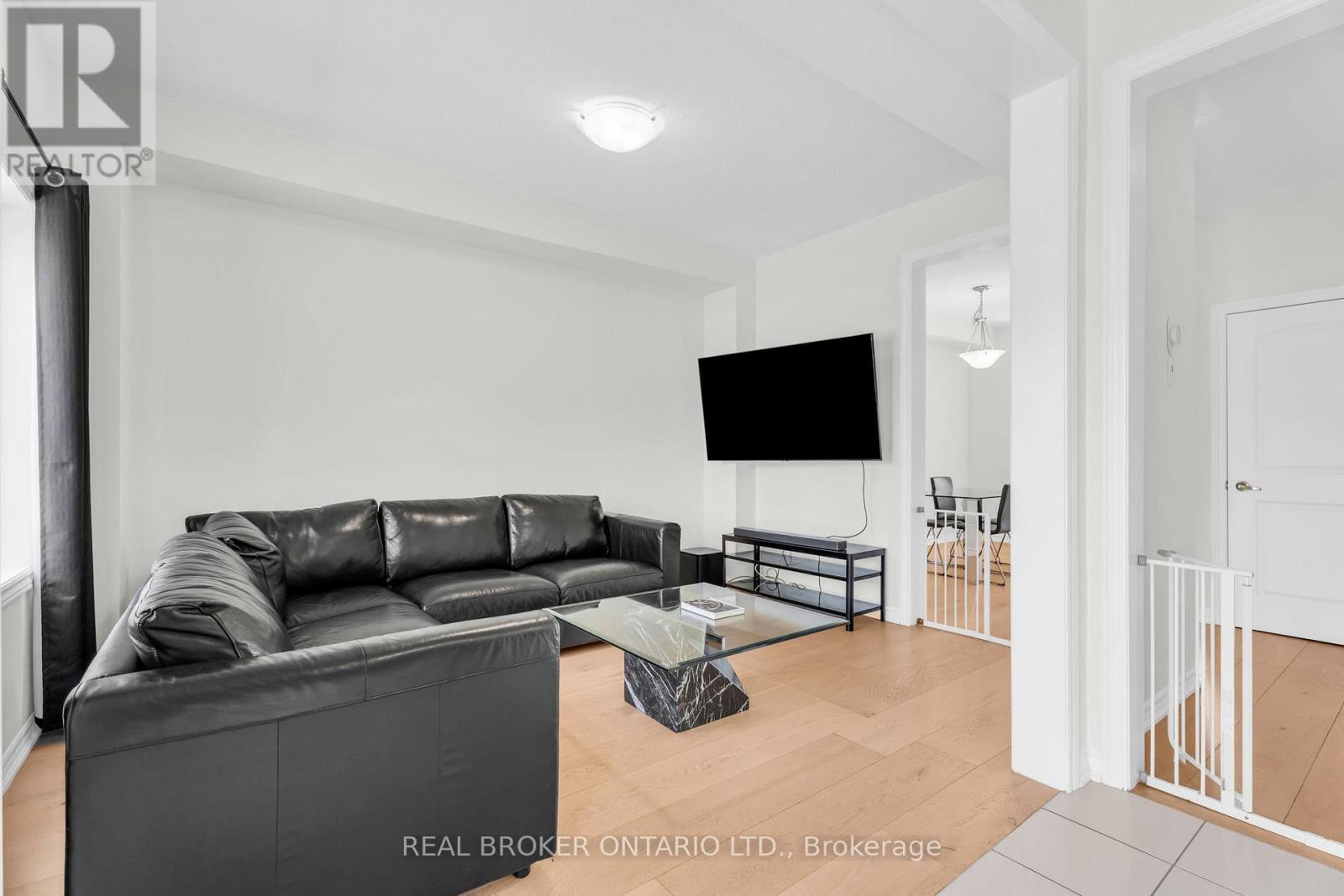 125 WERRY AVENUE - 10