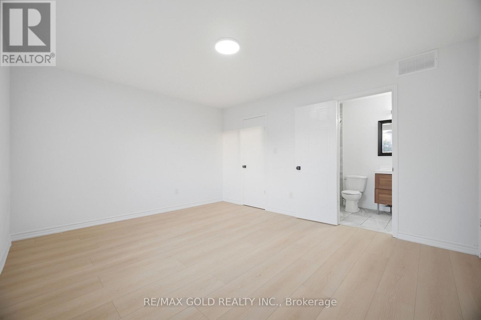 46 CASHEL CRESCENT - 21