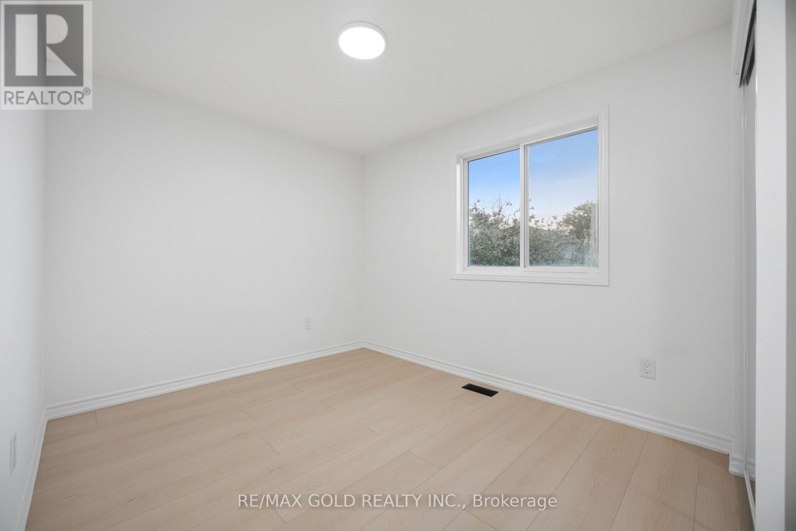 46 CASHEL CRESCENT - 23