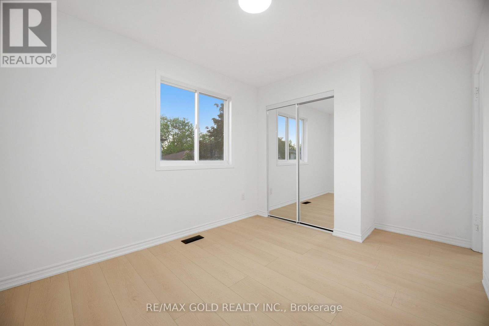 46 CASHEL CRESCENT - 24