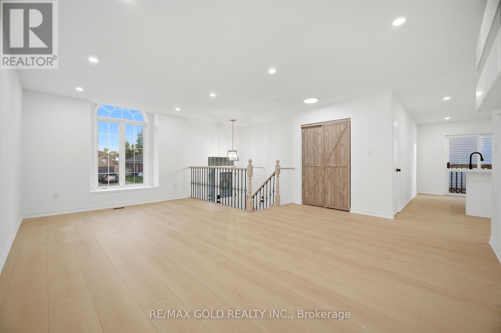 46 CASHEL CRESCENT - 8