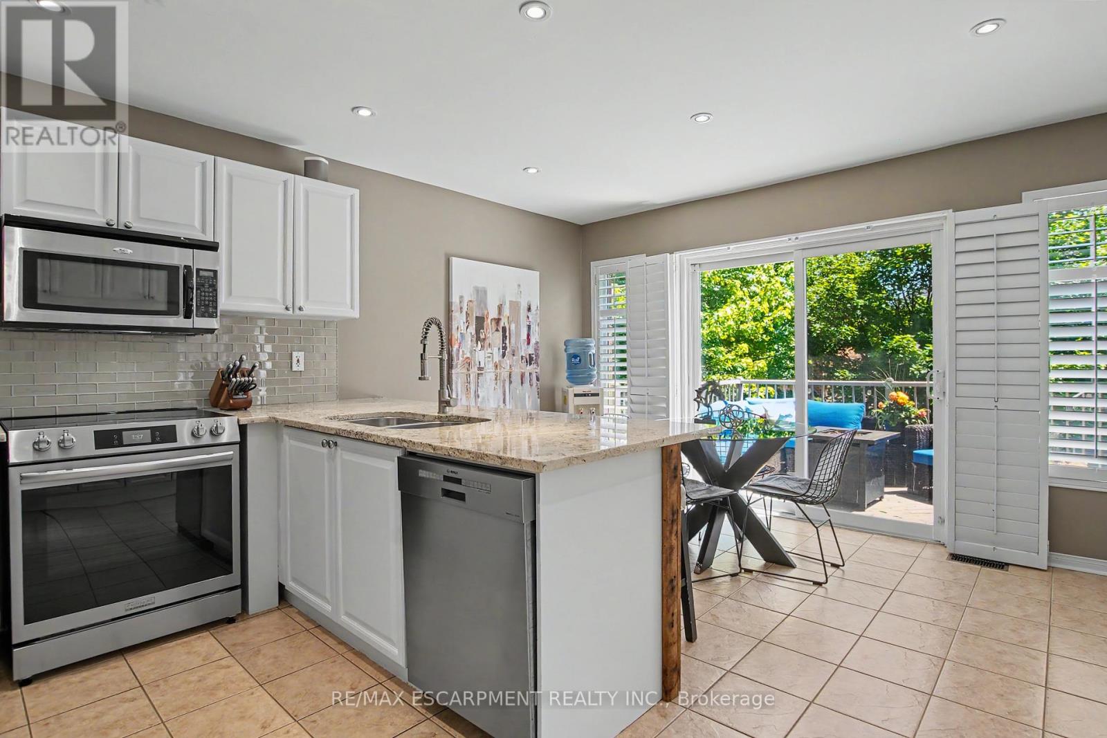 5372 CACHET CRESCENT - 7