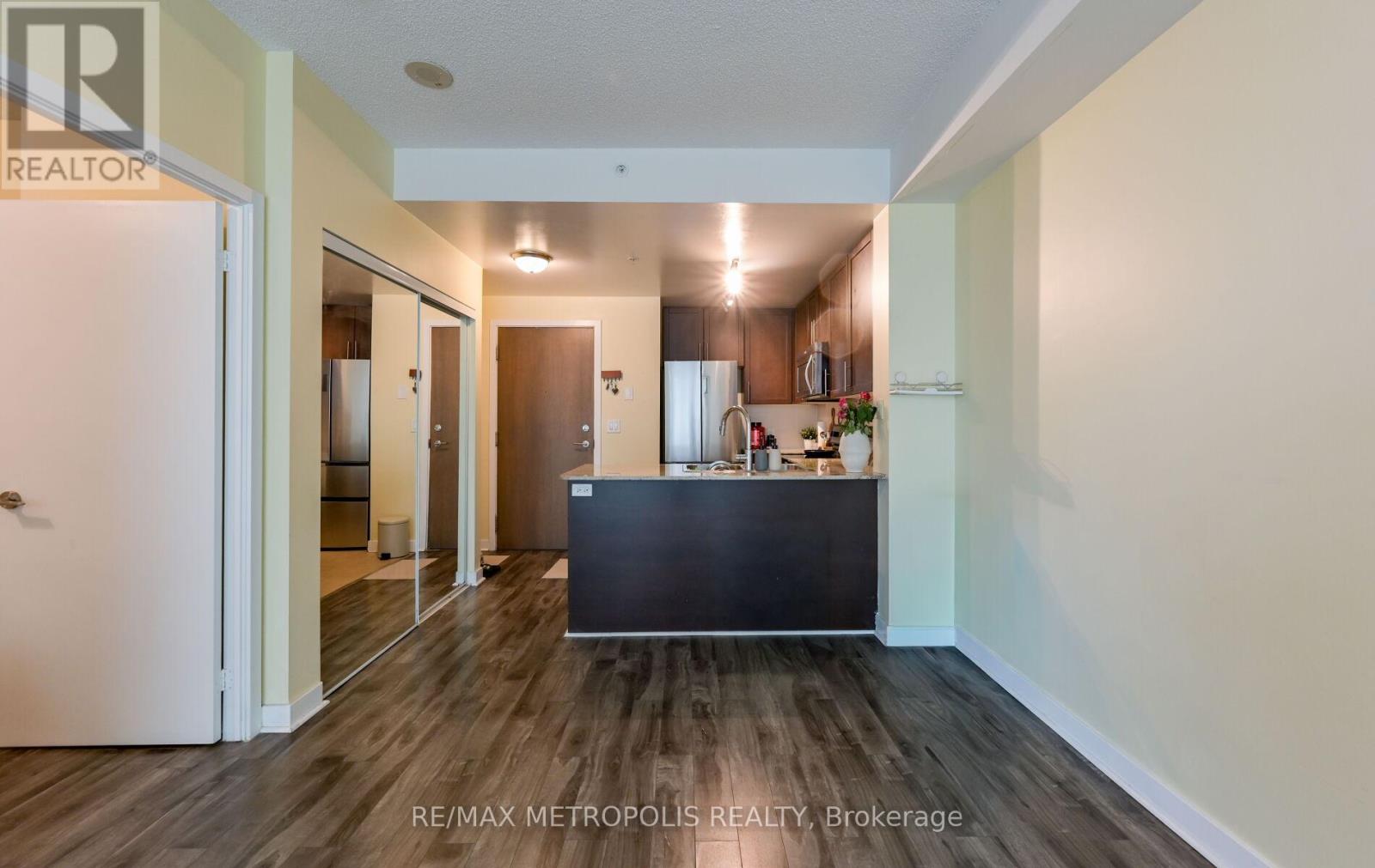 #1004 3985 GRAND PARK DRIVE - 11
