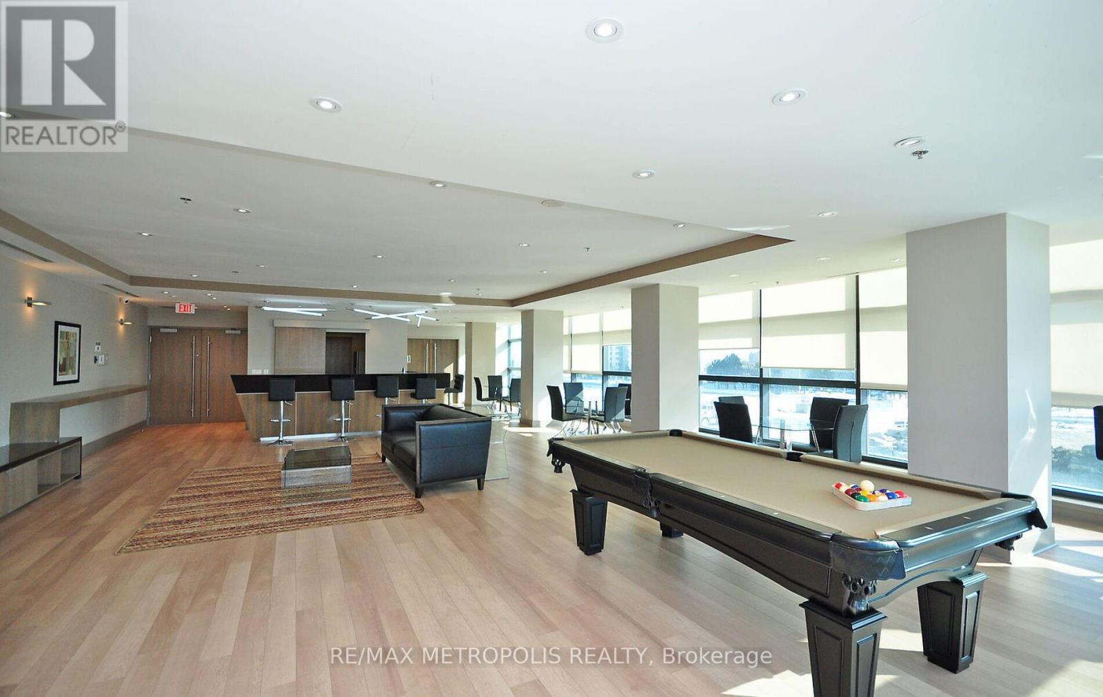 #1004 3985 GRAND PARK DRIVE - 27