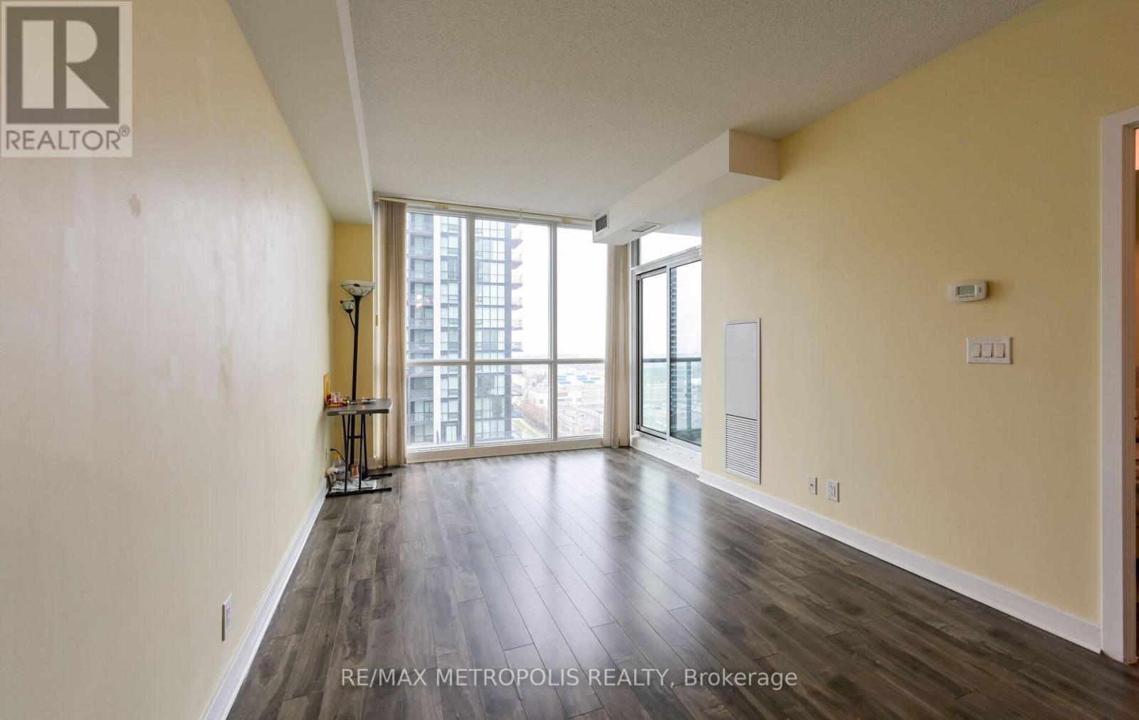 #1004 3985 GRAND PARK DRIVE - 7