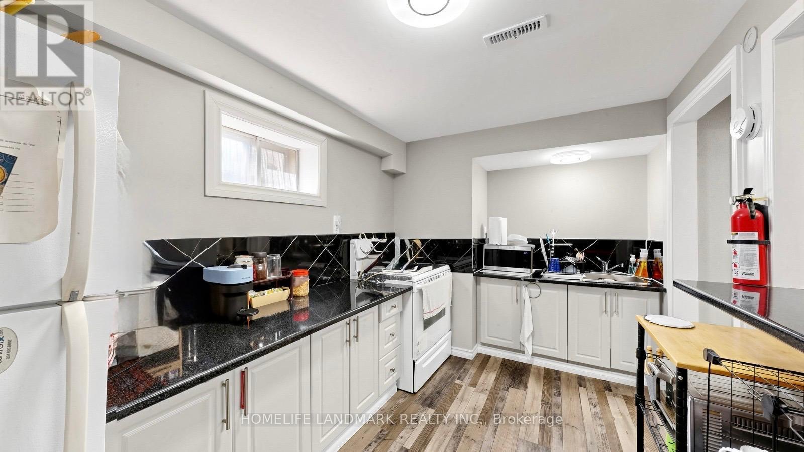 42 GLENMORE CRESCENT - 16