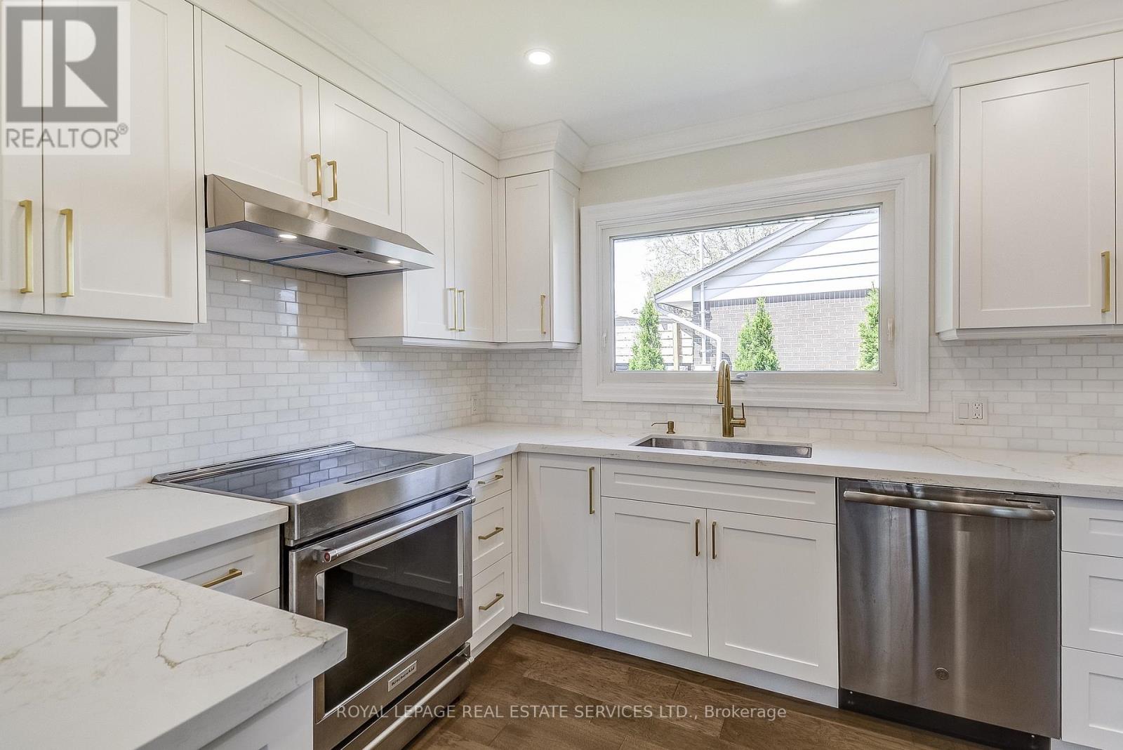 351 STRATHCONA DRIVE - 14