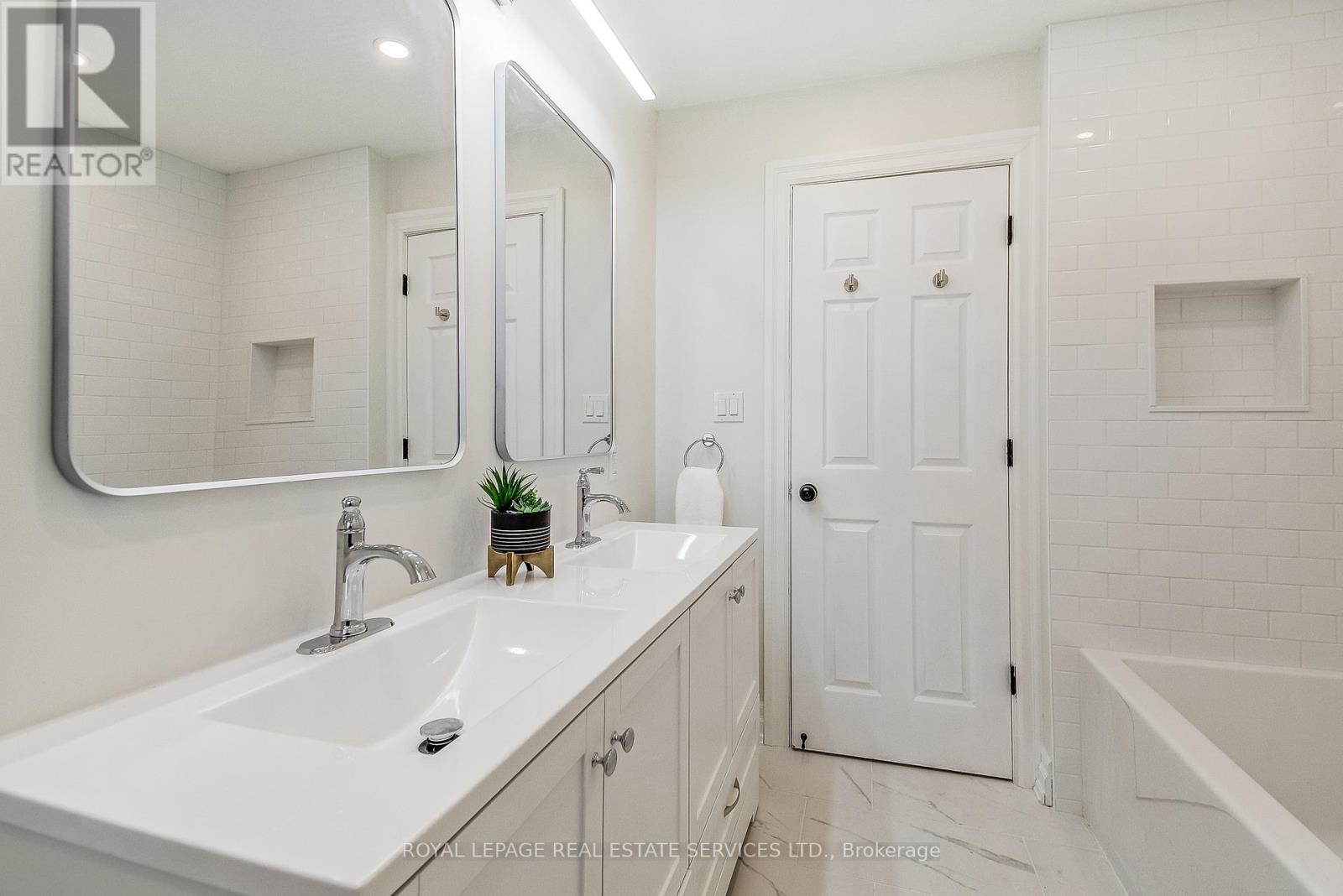 351 STRATHCONA DRIVE - 21