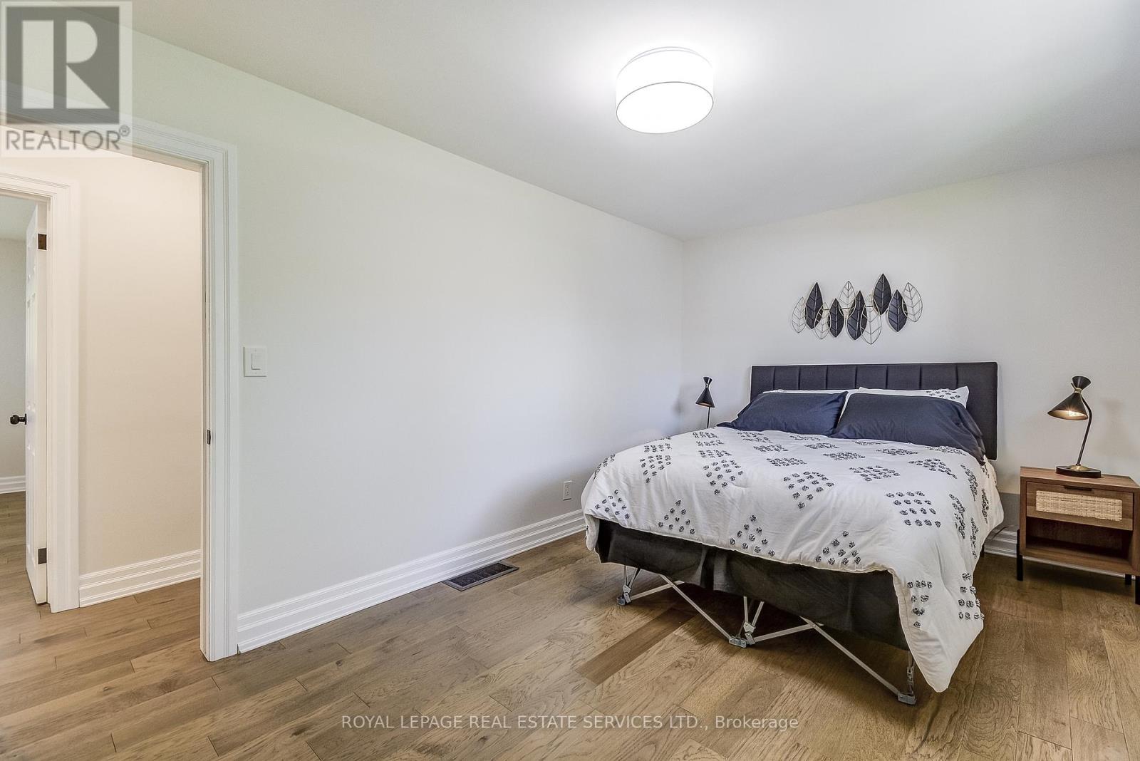 351 STRATHCONA DRIVE - 27