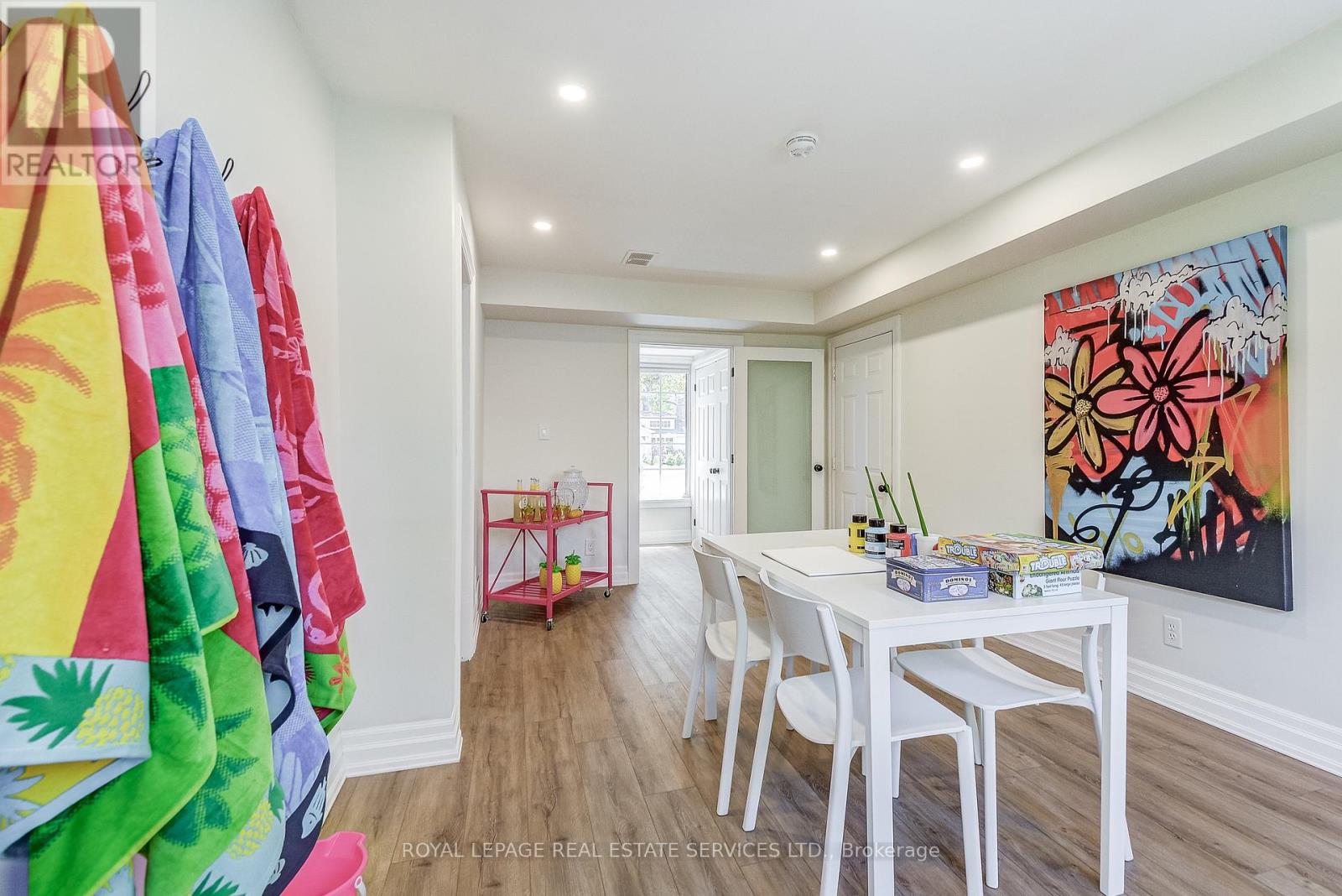 351 STRATHCONA DRIVE - 34
