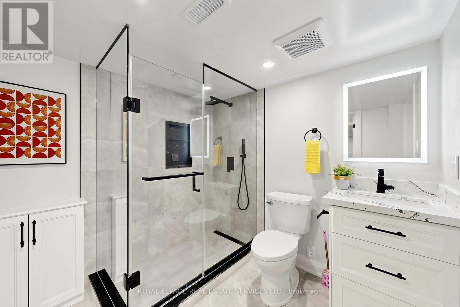 5099 CHURCHILL MEADOWS BOULEVARD - 33