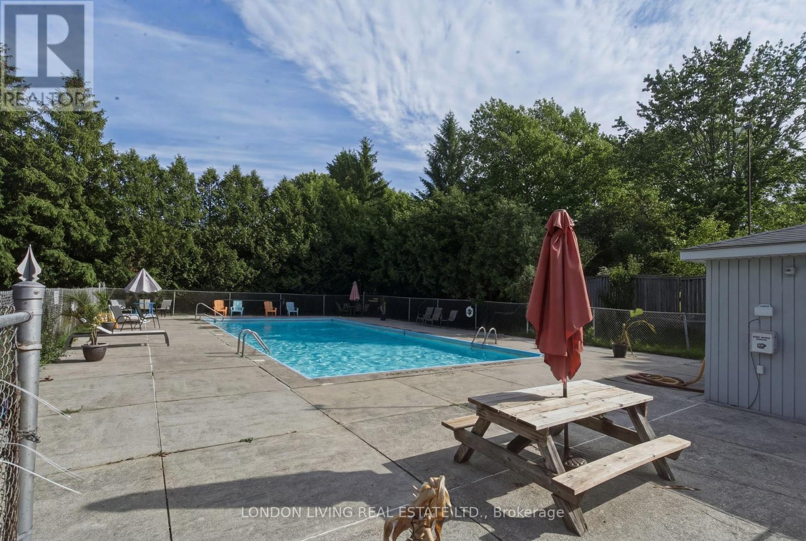 388 HOMESTEAD COURT - 43