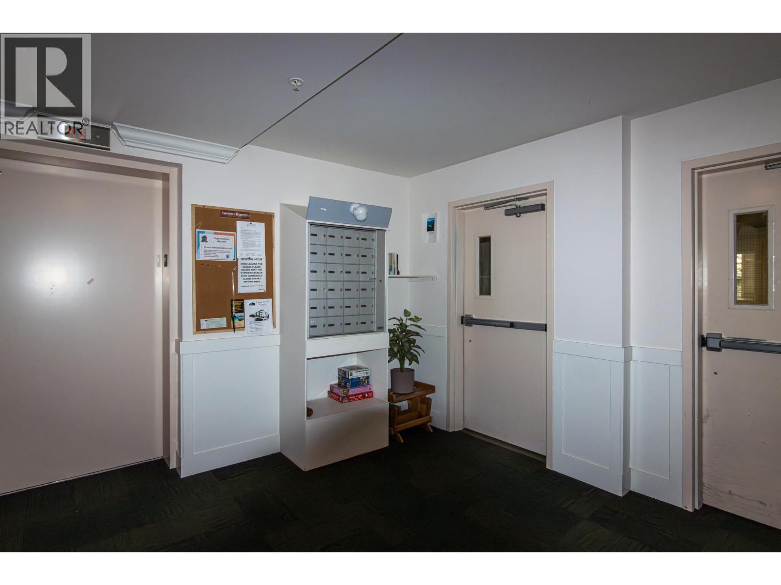 402 330 4 Avenue Southeast, Salmon Arm