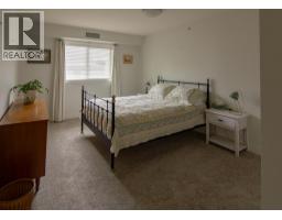 Kitchen - 330 4 Avenue Se Unit# 402 Lot# 330, Salmon Arm, BC V1E0E2 Photo 9