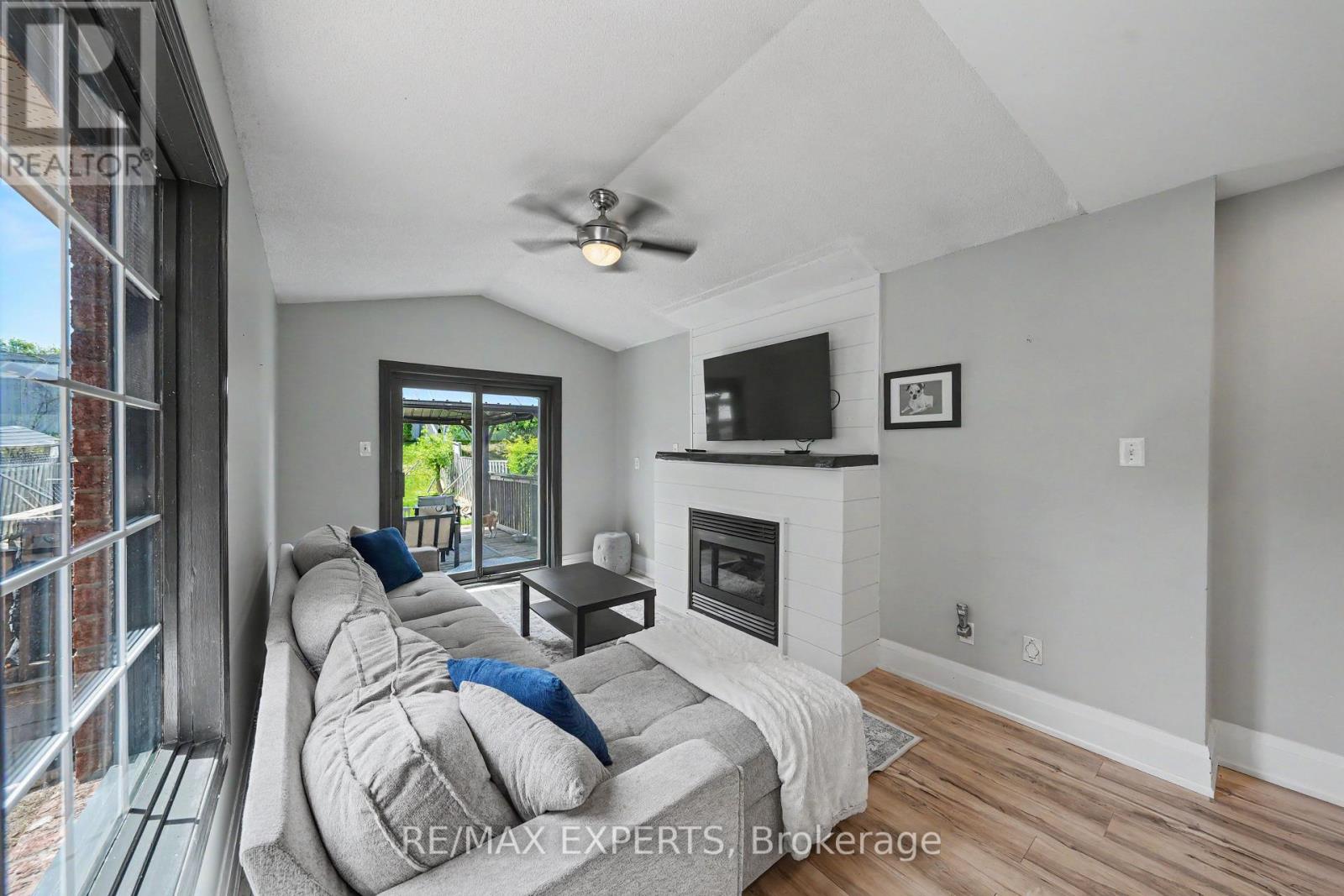 40 WATERBURY STREET - 9