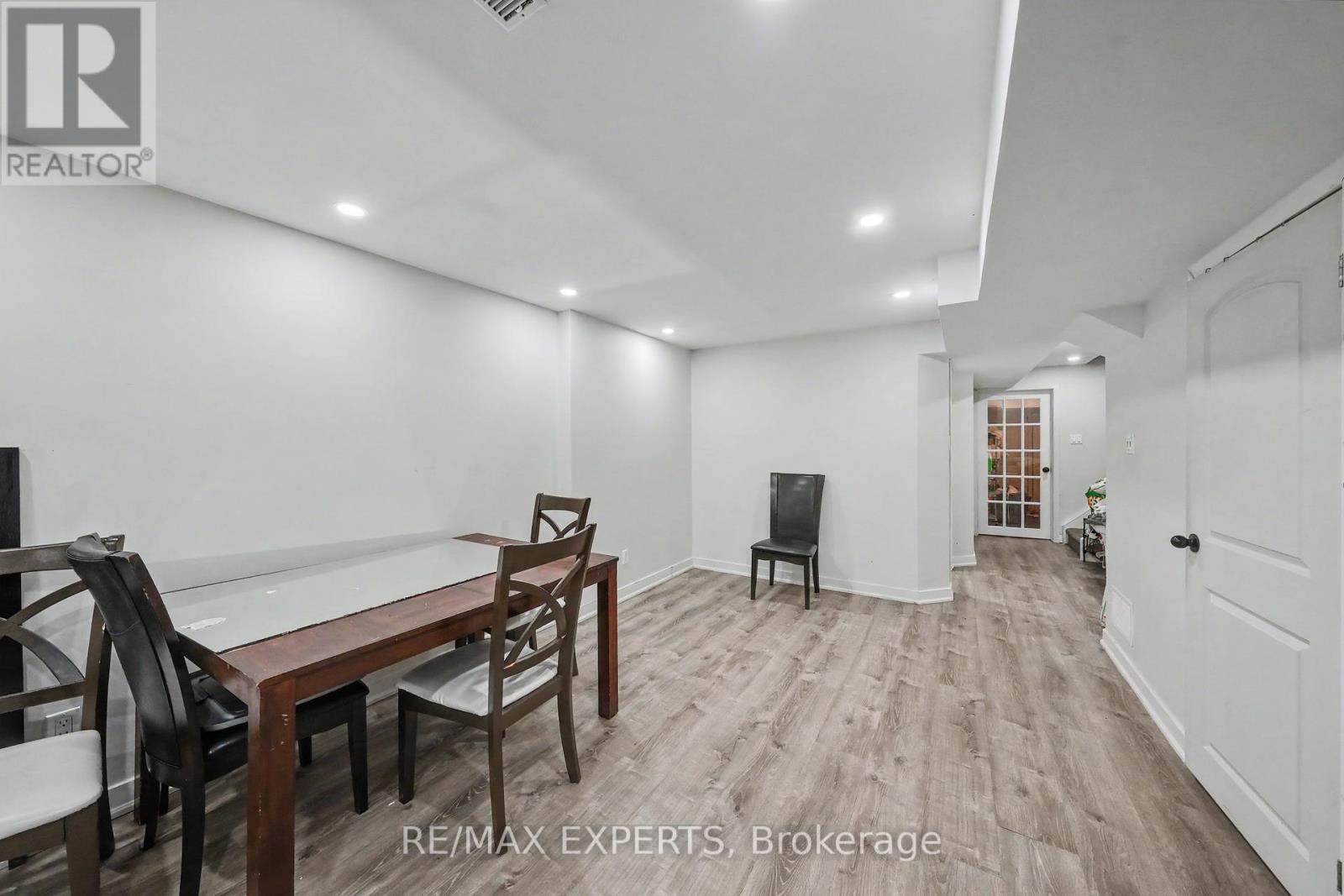40 WATERBURY STREET - 31