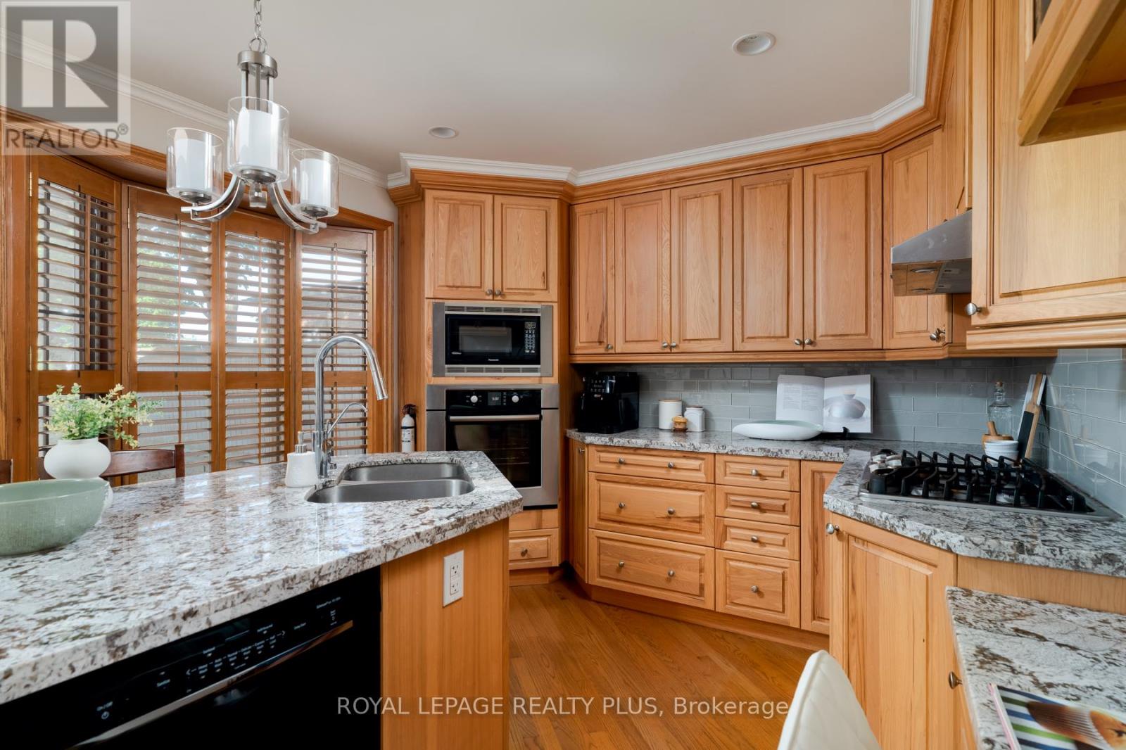 3629 SWIRLINGLEAVES CRESCENT - 16