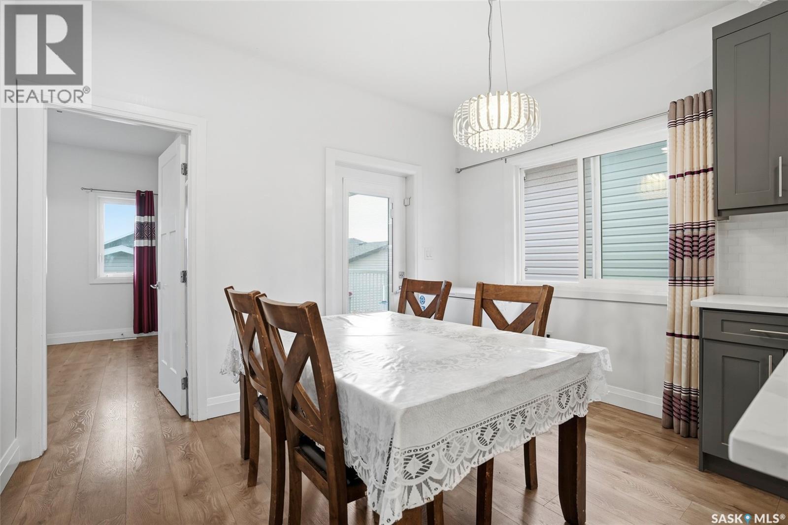 434 Mcarthur CRESCENT - 11