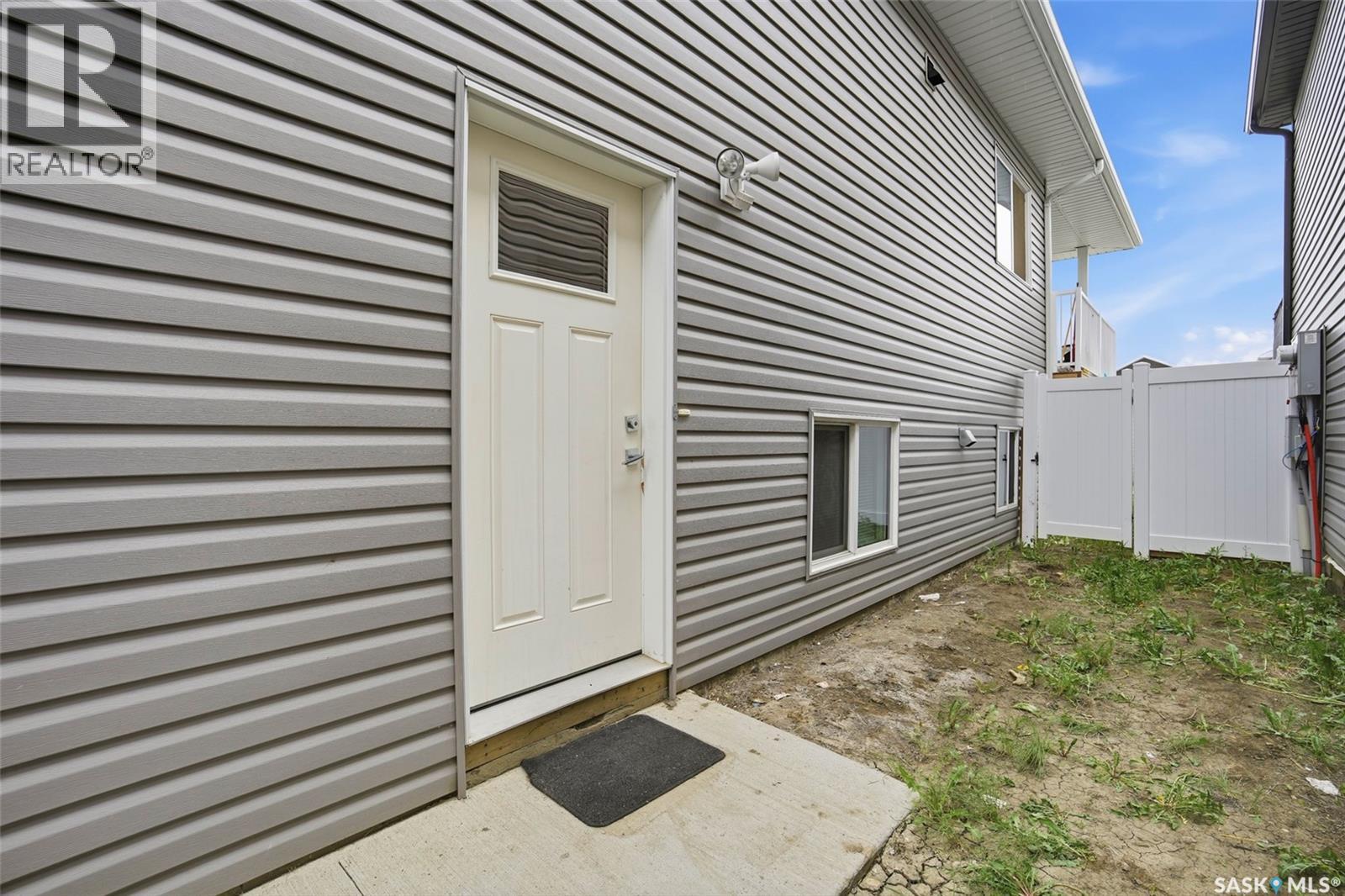 434 Mcarthur CRESCENT - 27