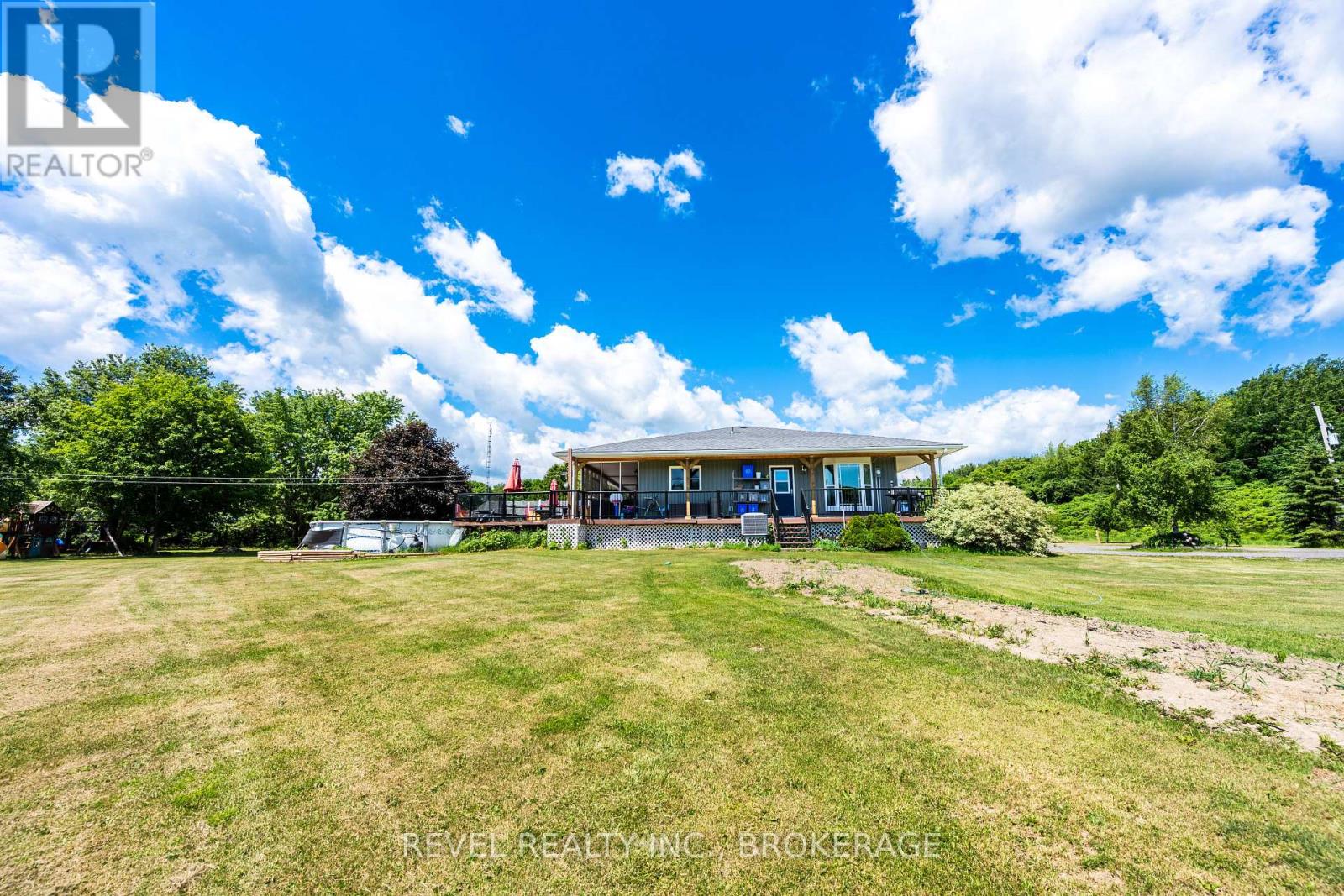 2089 SUNBURY ROAD - 48