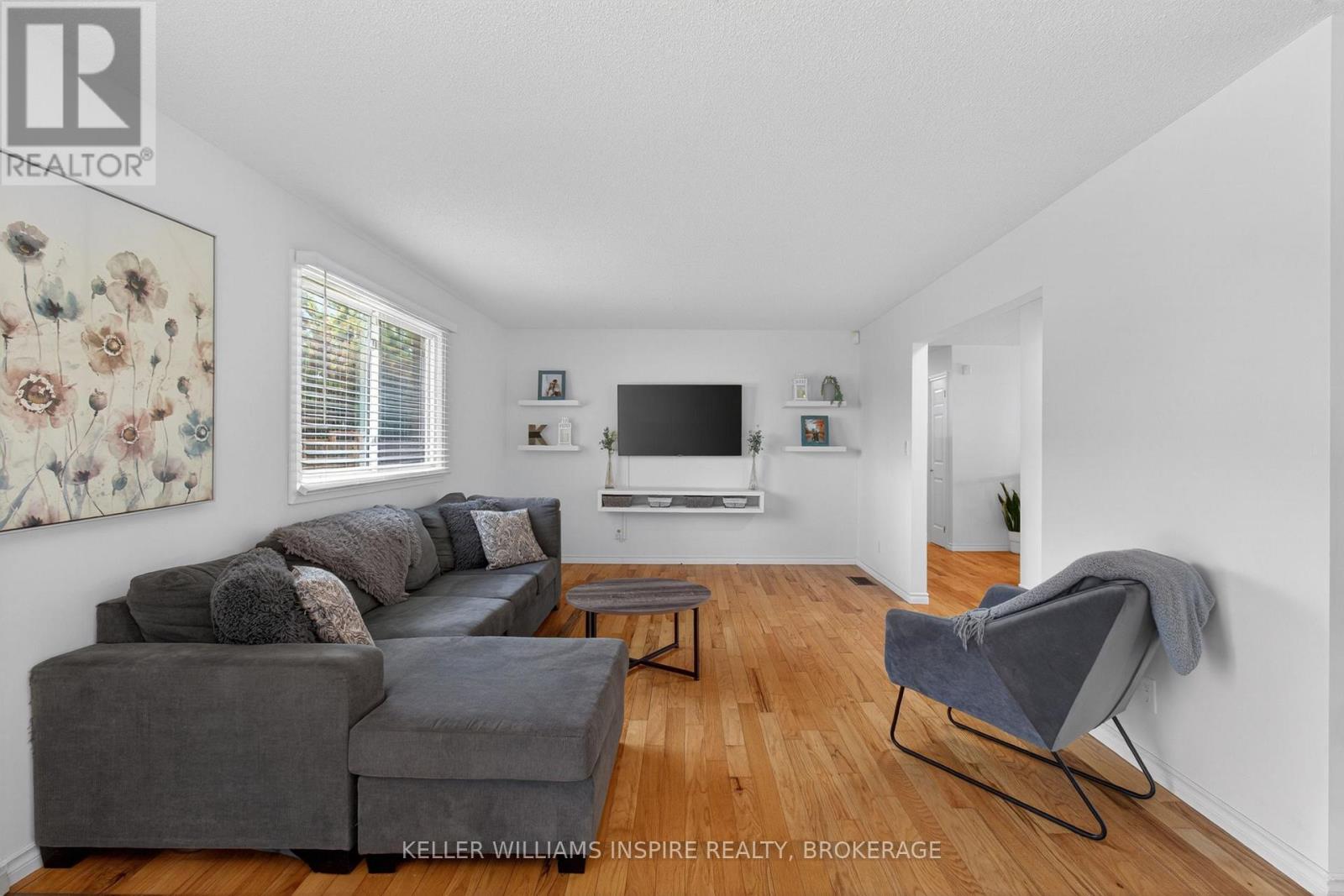 69 BARKER DRIVE - 19