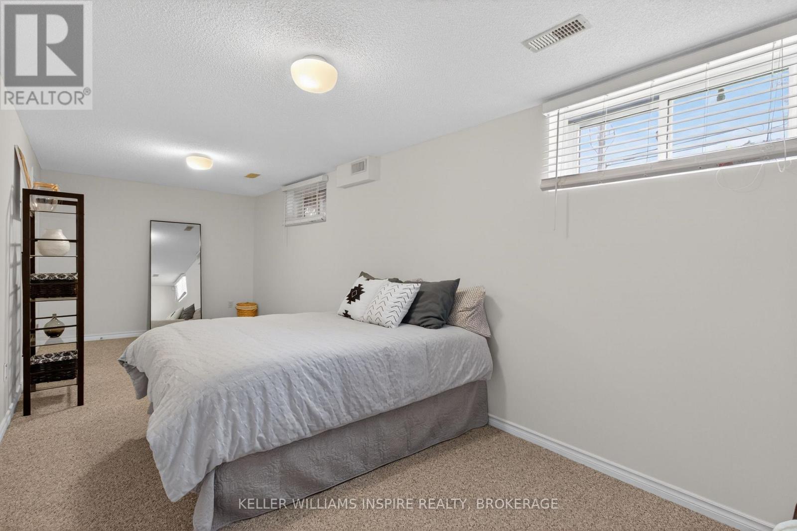 69 BARKER DRIVE - 31