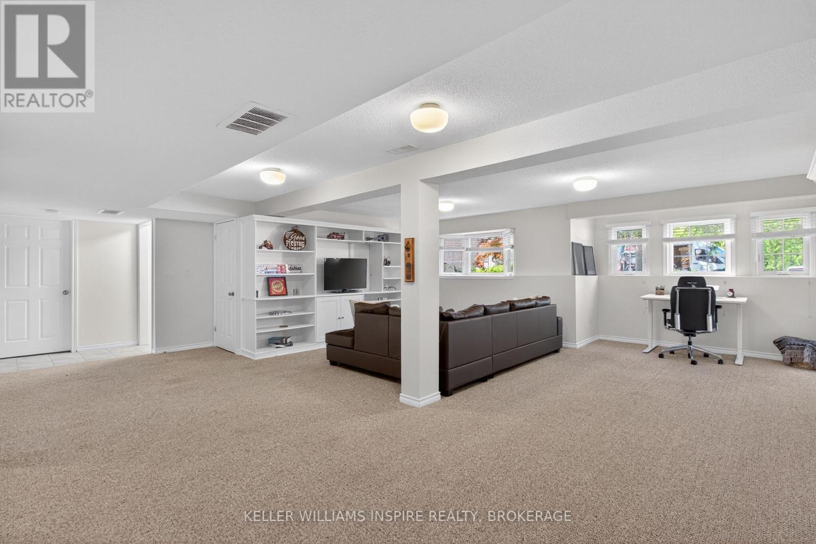 69 BARKER DRIVE - 33
