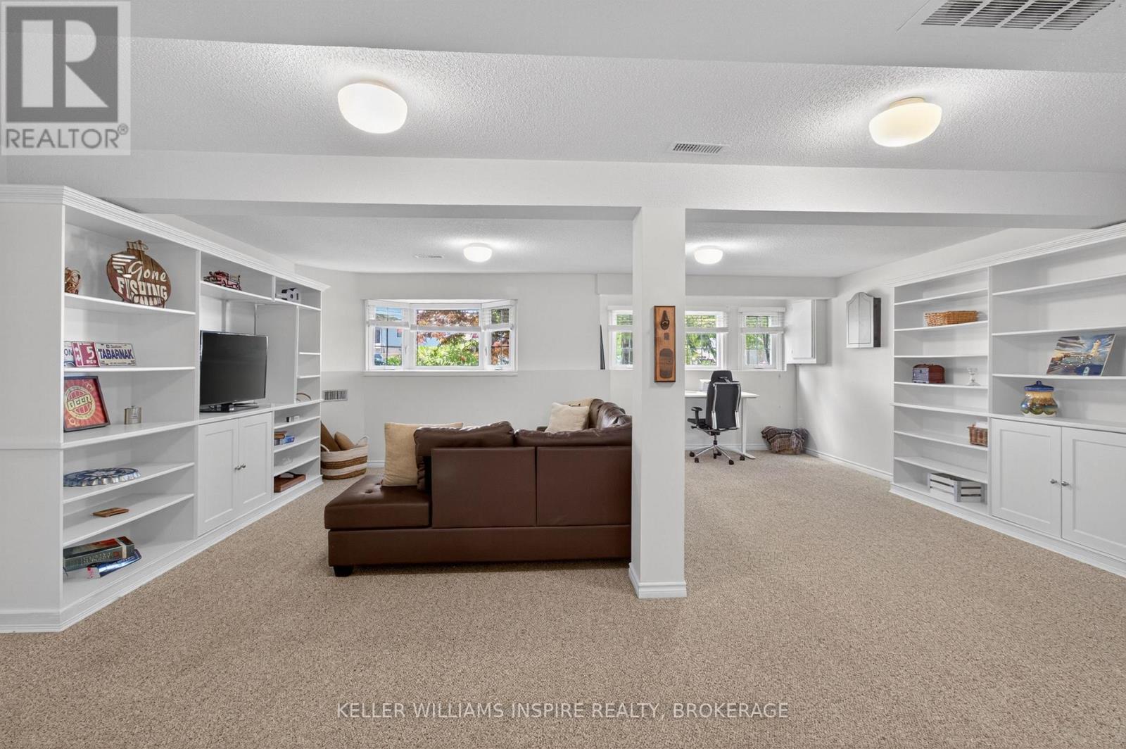 69 BARKER DRIVE - 36