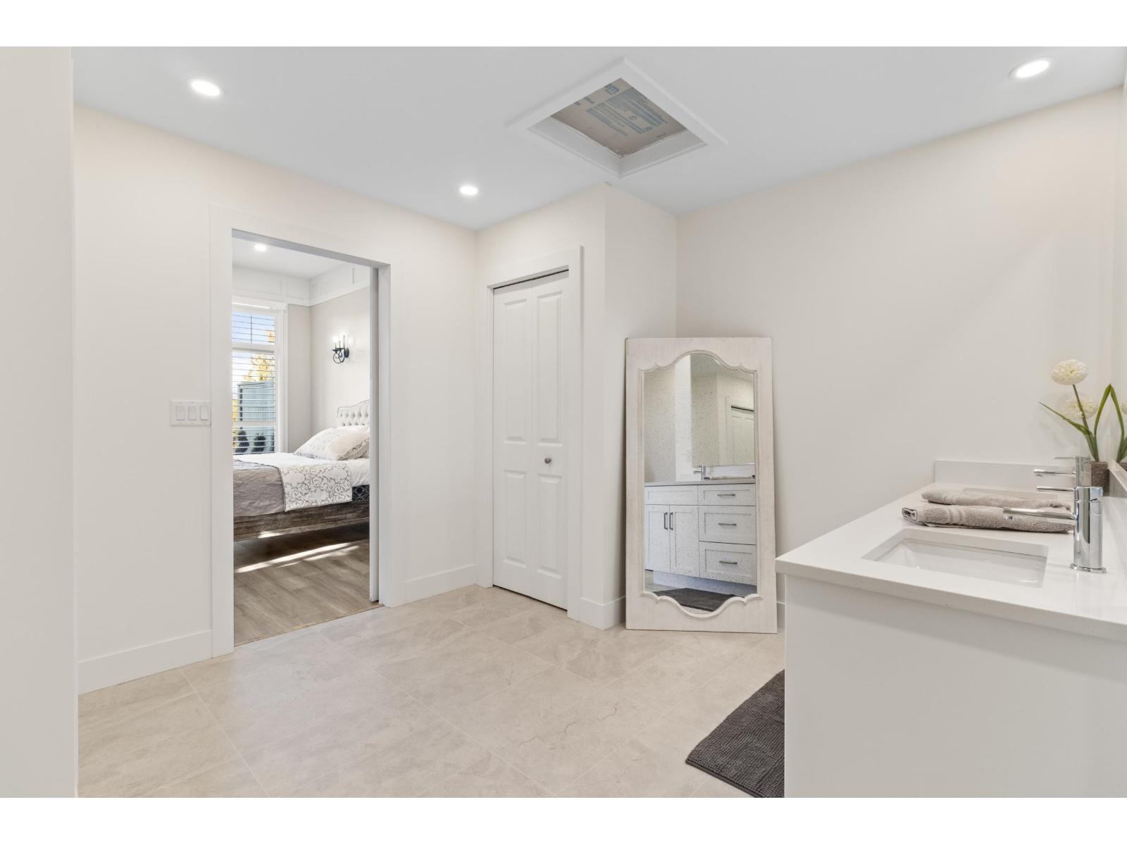 104 51096 FALLS COURT, Eastern Hillsides