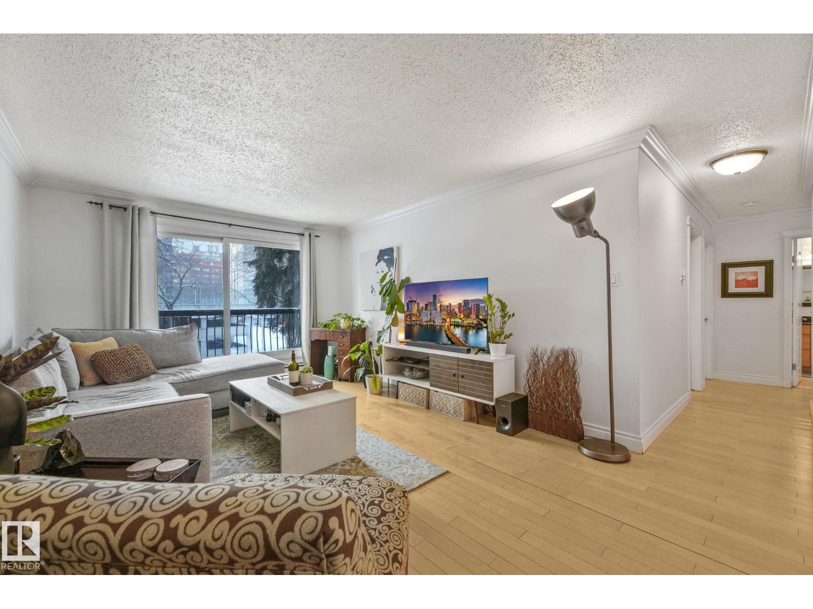 #303 10165 113 ST NW - 11