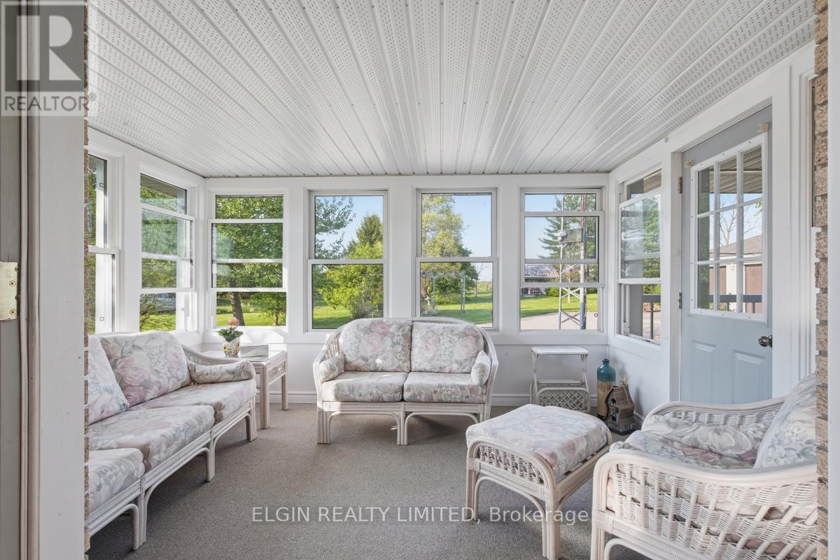 9022 IONA ROAD - 13