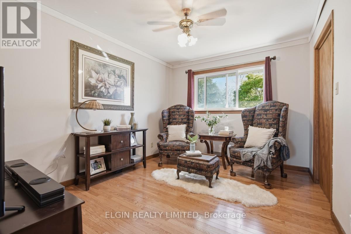 9022 IONA ROAD - 26
