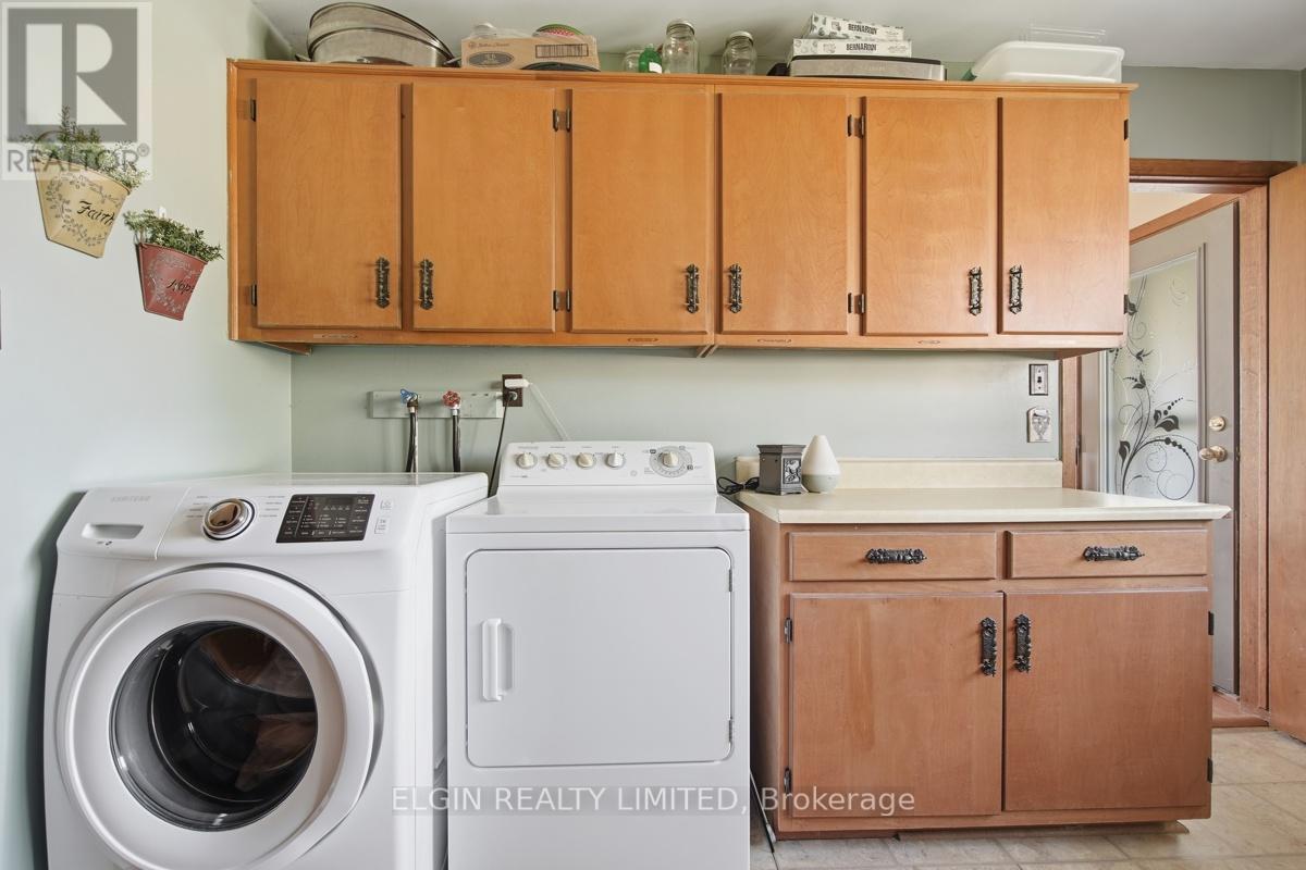 9022 IONA ROAD - 30