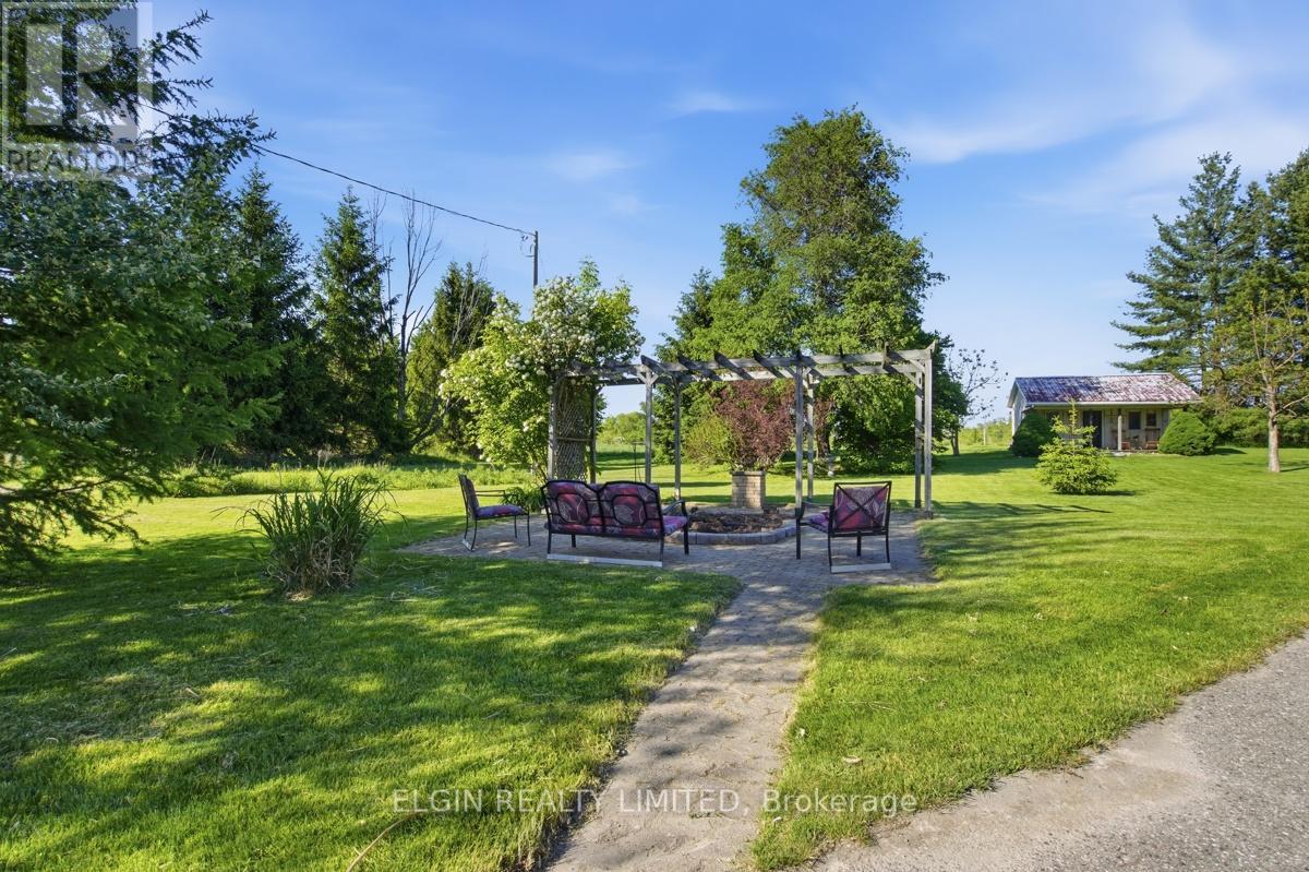 9022 IONA ROAD - 39